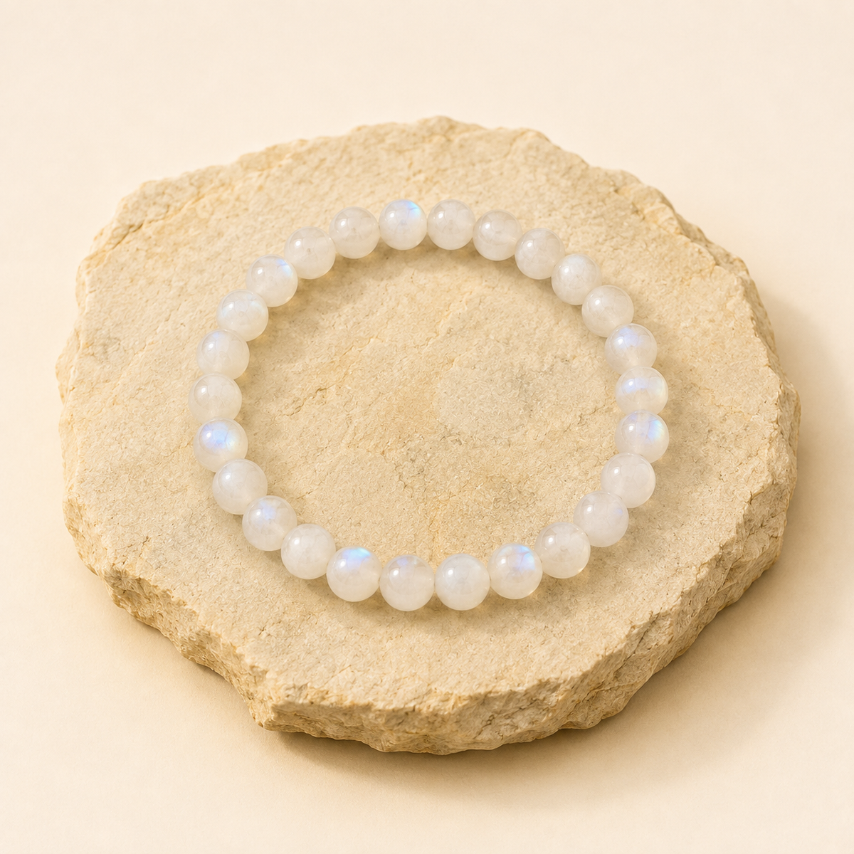 Moonstone Meaning, Healing Properties & Uses