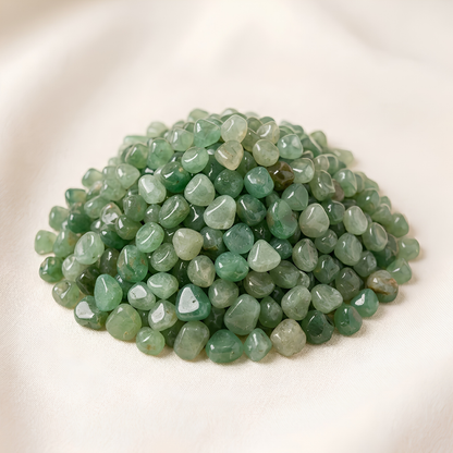 Natural Green Aventurine Crystal Chips for Growth