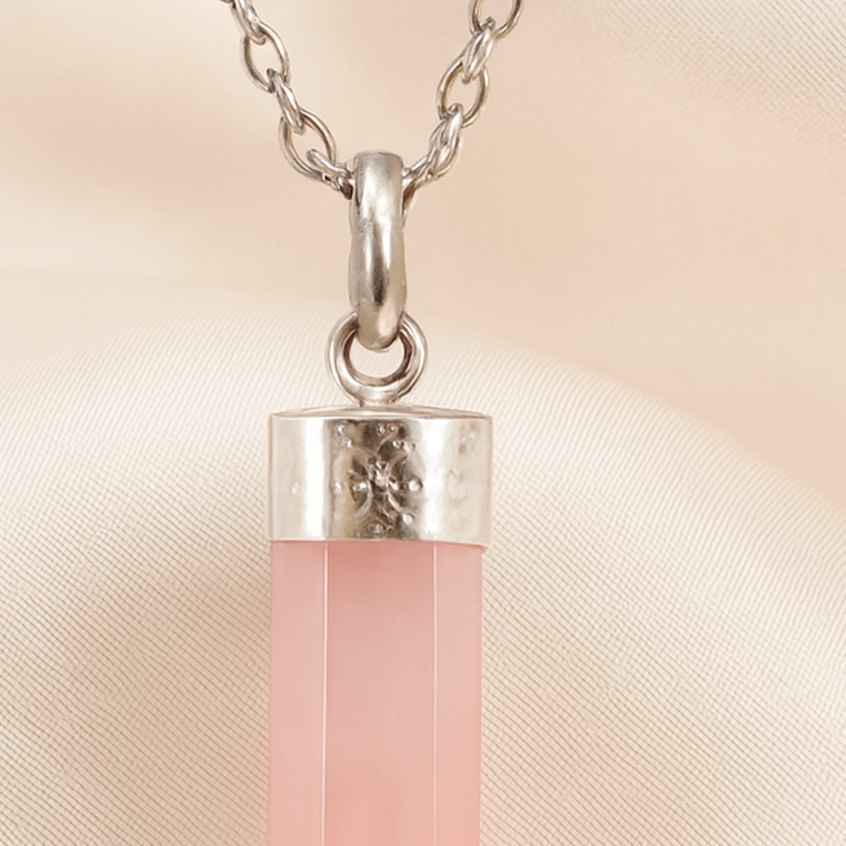 Natural Rose Quartz Pencil Pendant for Love